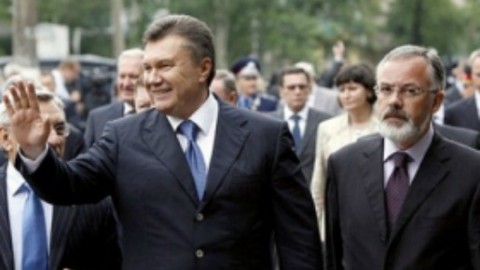 Jutro w Brukseli rozpoczną zdejmować sankcje z Janukowicza i kompanii