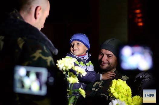 Odesa meets its border guards arrive from ATO zone