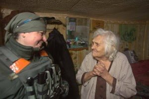 Ukrainian soldiers become social workers for locals in the conflict zone