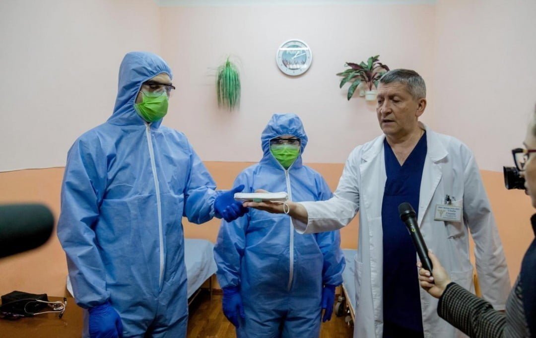 First COVID-19 patient in Ukraine recovered after double negative test confirming full recovery in early pandemic phase