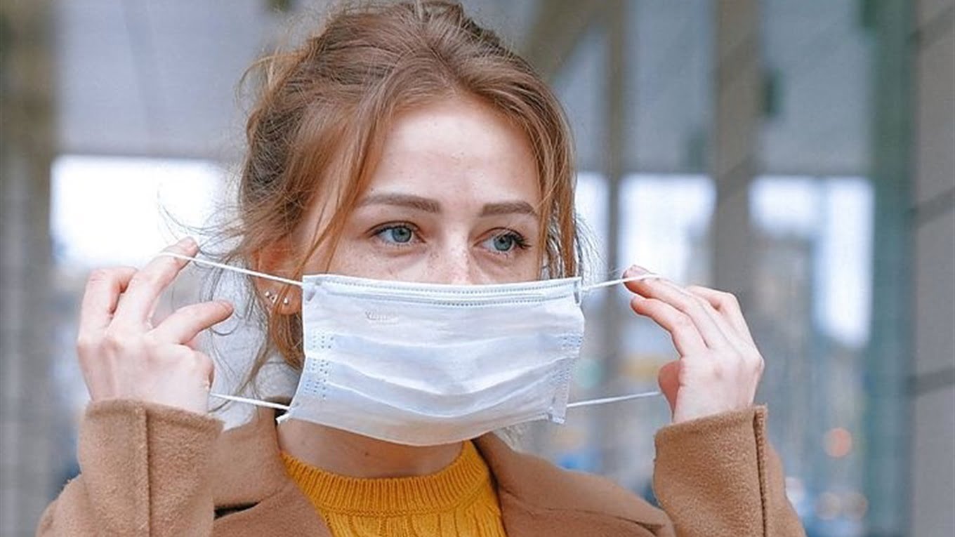 Healthcare workers treating COVID-19 patients in Ukraine hospital during pandemic surge Day 275 coronavirus report