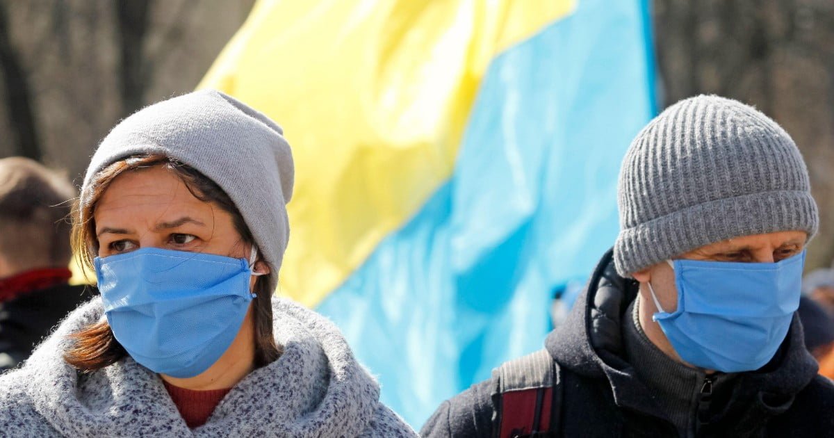 Healthcare workers treating COVID-19 patients in Ukraine hospital during pandemic surge Day 279 coronavirus report