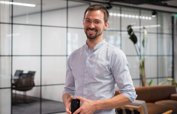Revolut rises to $ 33 billion valuation. Ukrainian Vlad Yatsenko becomes a billionaire