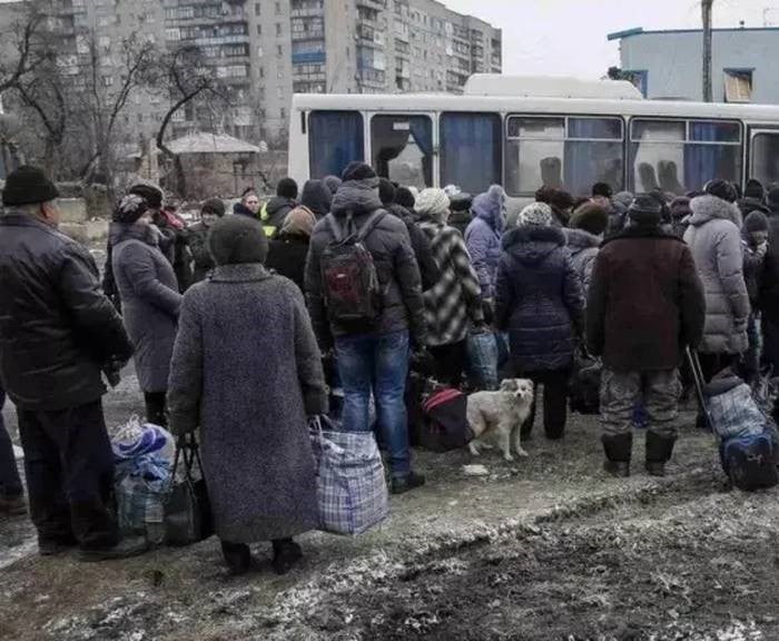 Until Russia returns the deported Ukrainians, it must not receive any money from EU