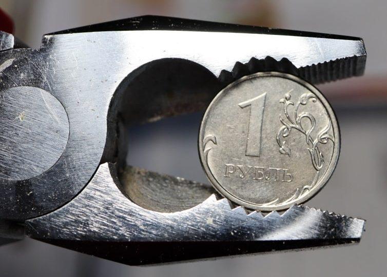 Russia is close to a technical default on its foreign debt