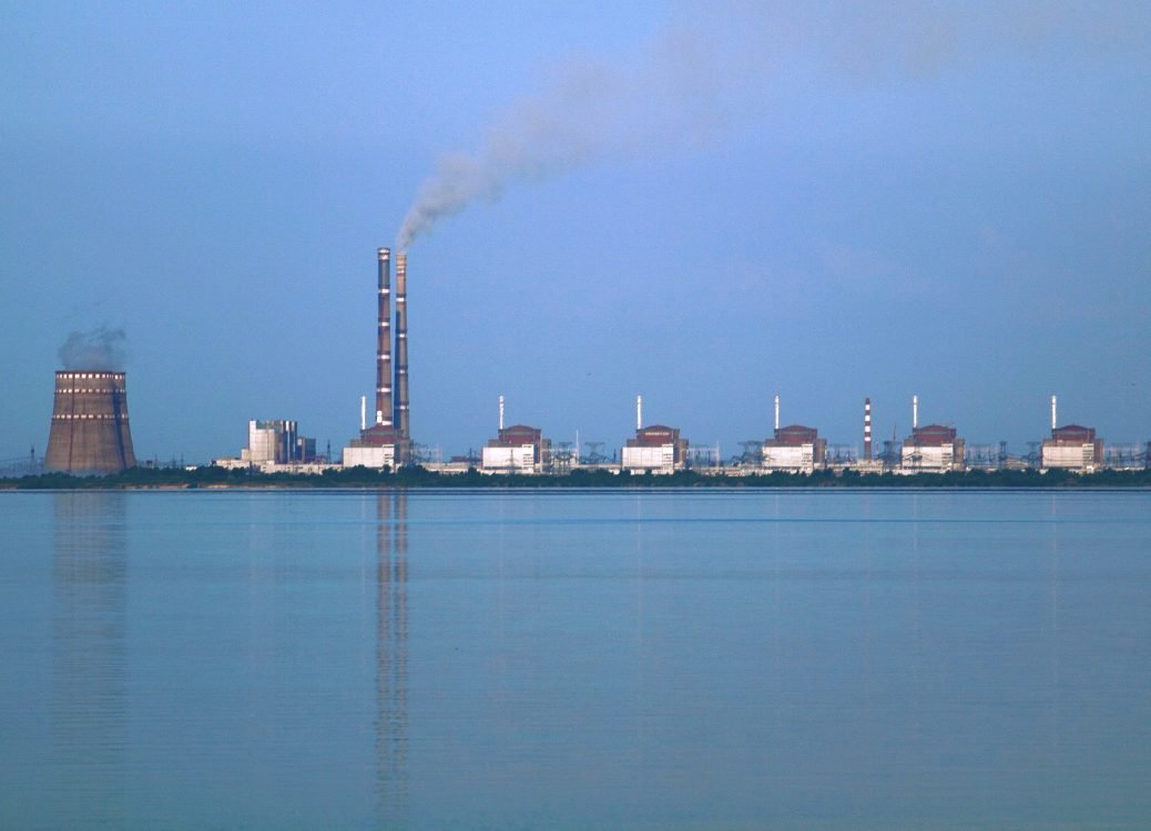 Russia began to connect Zaporizhzhia Nuclear power plant to Crimea