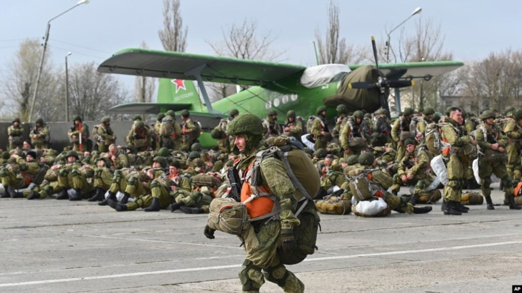 More than half of the occupation troops are still on the right bank of the Kherson region – intelligence