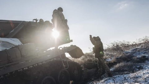 Smoke and explosions along multiple Ukraine frontlines with artillery fire and armored vehicles as conflict intensifies on Feb 20 2023.:contentReference[oaicite:2]{index=2}
