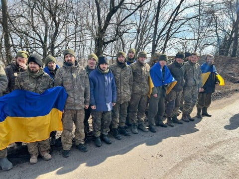 Ukraine returns another 130 defenders from the russian captivity