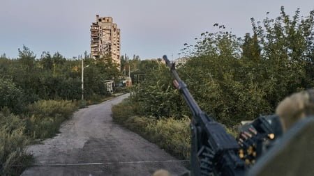Avdiivka: The situation has escalated as russian troops rotate and advance along the railroad