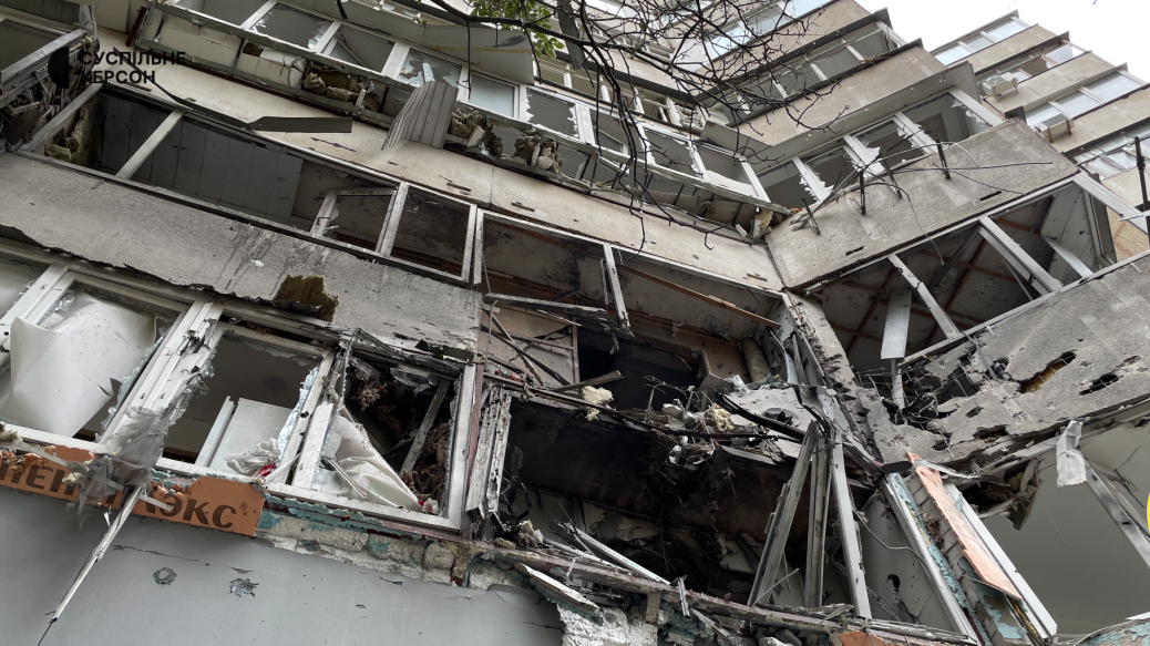 Russians intensify bombing of Kherson region, fearing accumulation of Ukrainian forces