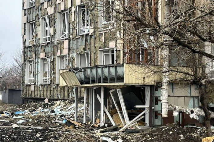 russian terrorists resume offensive in the eastern Ukraine