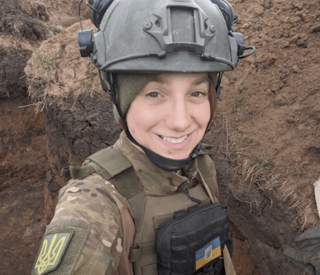Russia hates the Truth: Sarah Ashton, the U.S. transgender, who fights in Ukraine