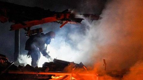 Night attack on Ukraine energy sector — Russian missiles and drones targeting power plants and grid infrastructure triggering blackouts and urgent repairs. :contentReference[oaicite:1]{index=1}