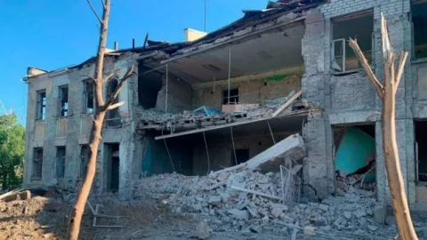 Ukraine frontline under fire on May 20 with powerful drone attacks, smoke plumes and explosions marking ongoing war assaults.