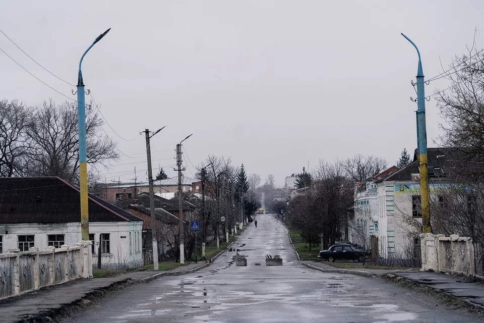 Russian ground offensive is ongoing to break into Kharkiv region from Russia across the border