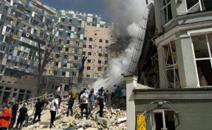 Why did russians carry out attack on Okhmatdyt not at night, but in the daylight?
