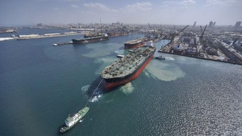 Bulker and oil tankers at sea near Greek ports illustrating maritime links in Russia’s “shadow fleet” export network used to finance war revenues.