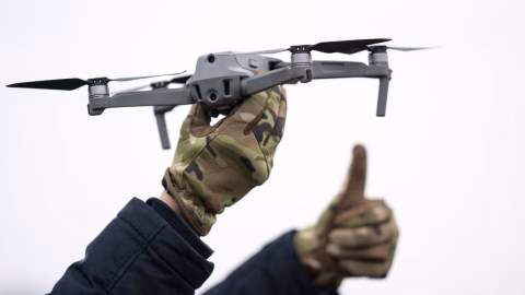 Students and instructors at Ukraine’s first certified drone operator school mastering UAV flight skills and tactical controls during training sessions