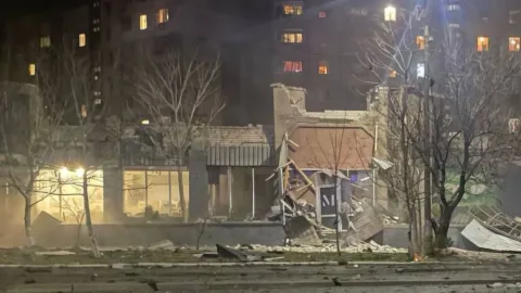 Emergency responders at the scene in Kryvyi Rih after a Russian ballistic missile hit a residential neighborhood, wounding civilians, including a baby. :contentReference[oaicite:3]{index=3}