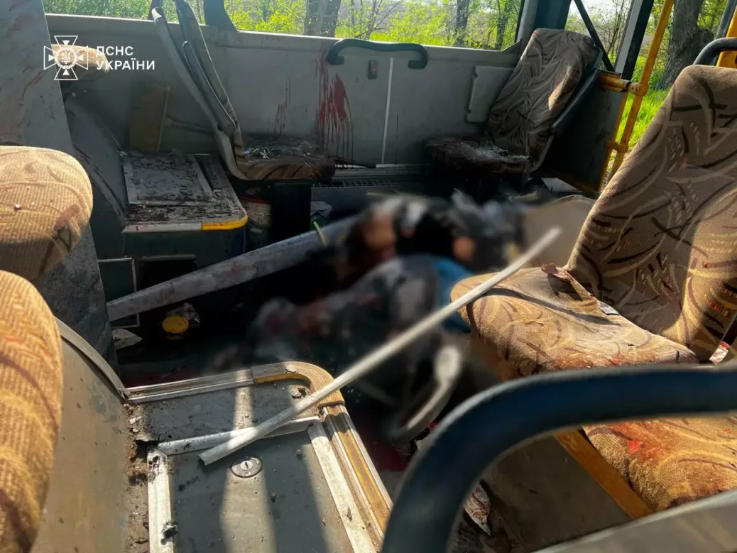 Russian attack drone hit the bus with civilians in Marhanets’ Dnipropetrovsk region