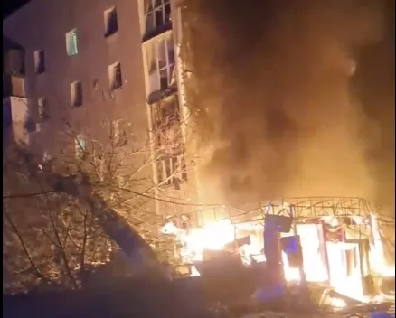 Russia launches another massive strike on Ukraine at night
