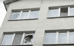 Russian Drone and Artillery Attacks on Kherson Result in Civilian Casualties