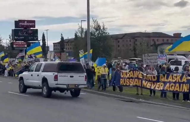 Ukraine Thanks Alaska for Rally in Support Ahead of Trump-Putin Summit