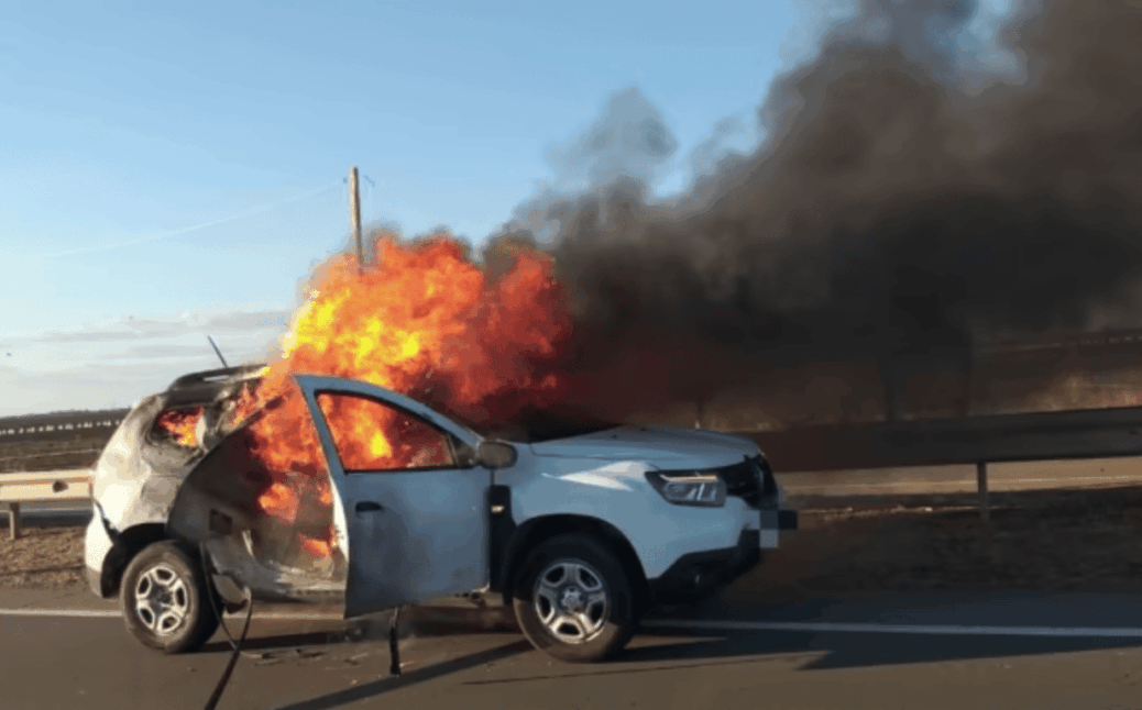 First – Ever Drone Siege in History: Russian FPVs Unfolds on Kherson – Mykolaiv Highway