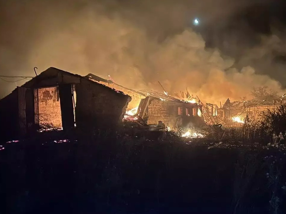 Russia Strikes in Zaporizhzhia Kills Teenager, Wounds Children and Adults