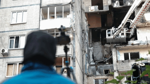 A Russian attack claimed the lives of three people: emergency rescue operations have been completed in a residential building in Sviatoshyn, Kyiv. Photo