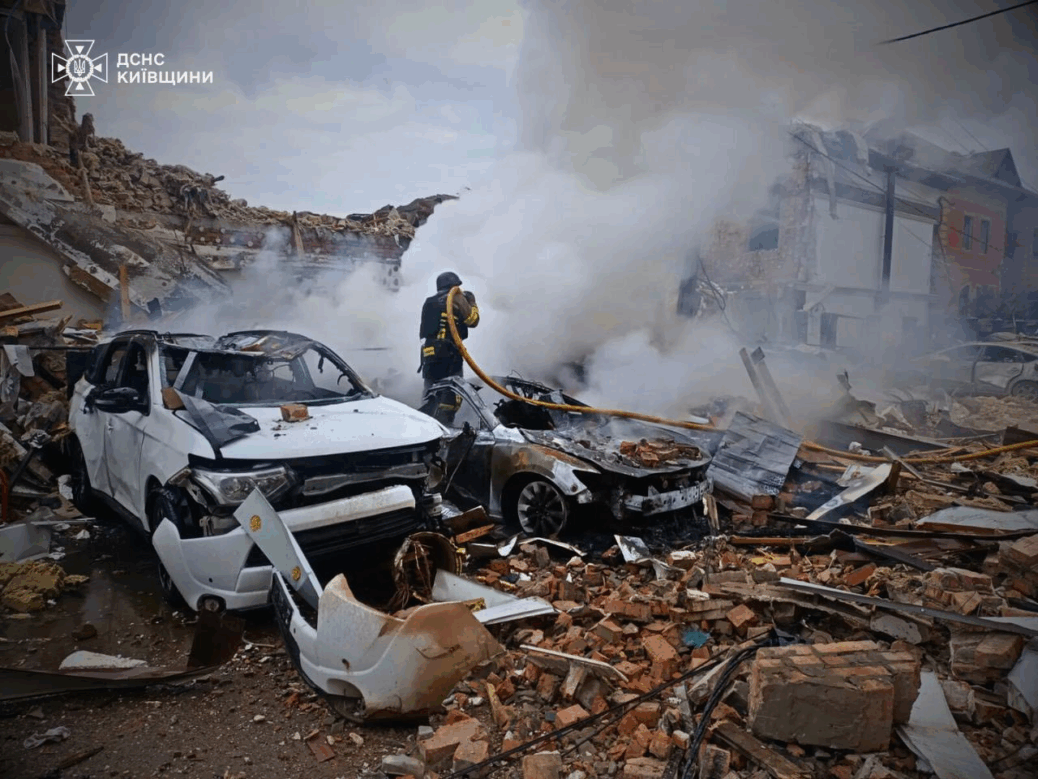An entire street was damaged as a result of the Russian attack on Kyiv, with significant destruction to the buildings
