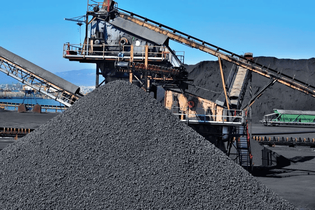 Russia Attacks DTEK Coal Enrichment Plant in Dnipropetrovsk Region, No Injuries Reported