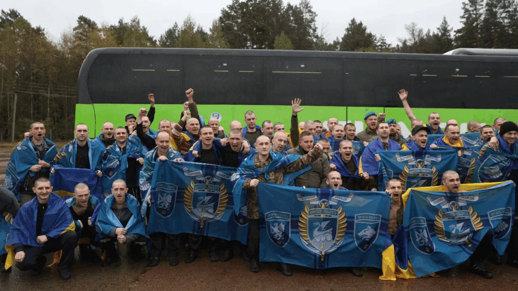 185 Ukrainians Returned From Russian Captivity