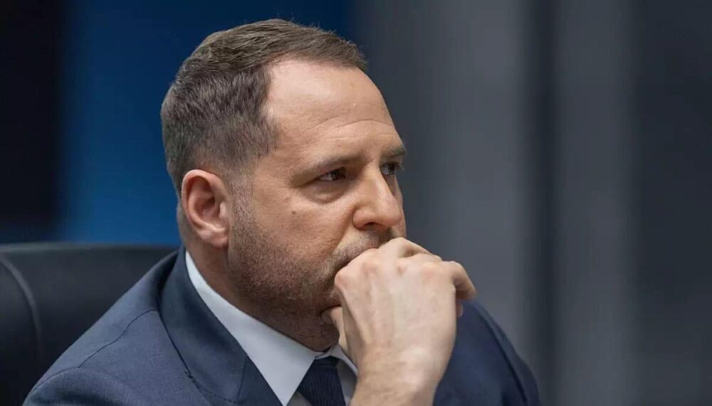 From Backstage to the Throne: The Rise of Yermak’s Shadow Rule