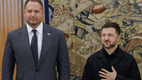 Zelenskyy Promoted Yermak to Lead Talks After Being Briefed on NABU’s Planned Suspicion