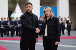 Italian Prime Minister Giorgia Meloni speaking with President Volodymyr Zelenskyy about Ukraine peace concessions