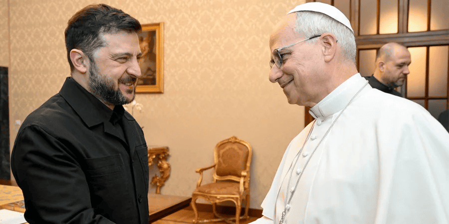 Zelenskyy Meets Pope Francis, Urges Return of Prisoners and Children Abducted by Russia