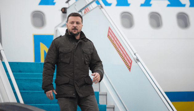 President Zelenskyy and First Lady Arrive in Ireland for Official Visit