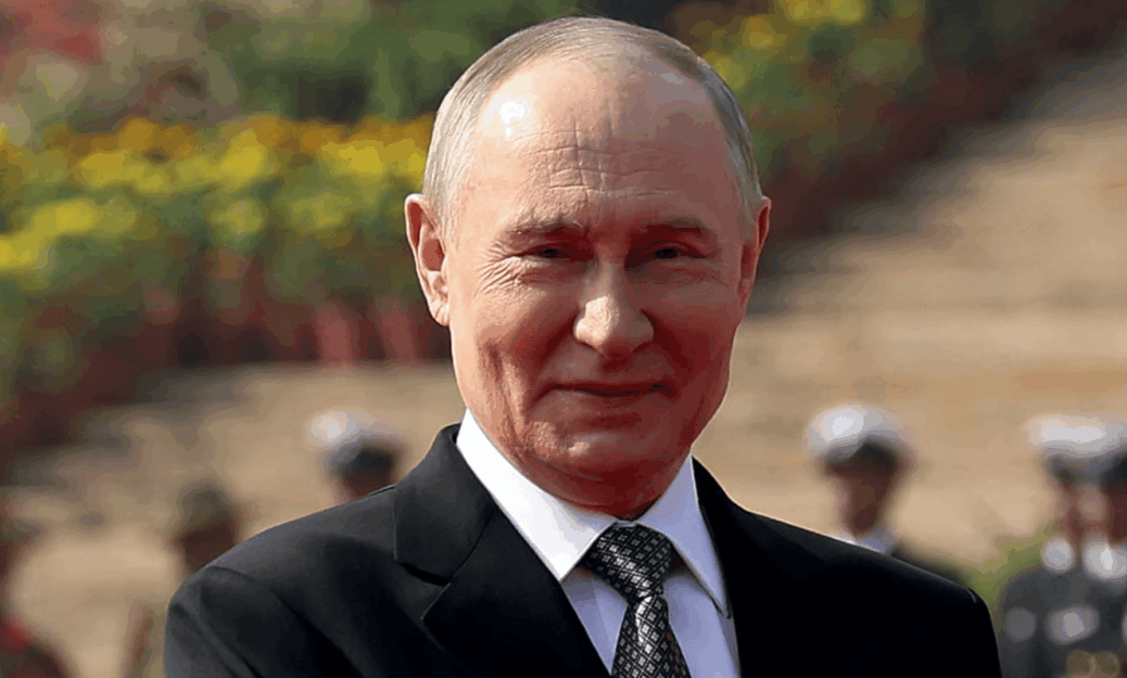 Moscow Denies Backing Trump’s Peace Plan, Admits “Negative Attitude” Toward U.S. Proposals