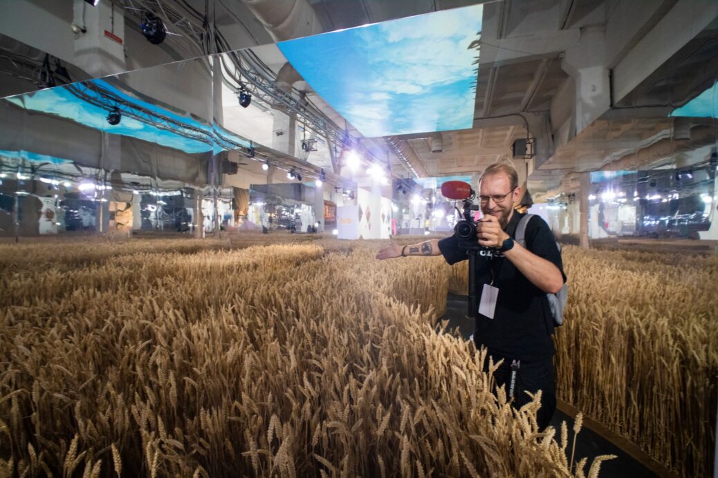 Ukraine WOW Exhibition to Stay Open Through Winter in Kyiv