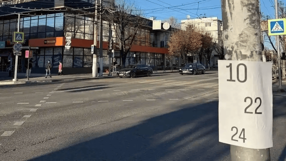 “Yellow Ribbon” Activists Launch Bold Pro-Ukrainian Message Campaign  in occupied Crimea