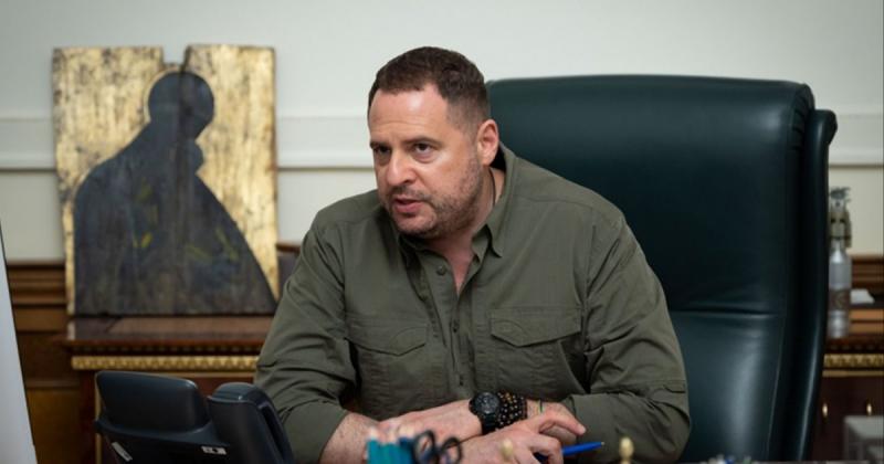 Yermak Is No Longer in Bankova, but Zelenskyy Still Keeps Dozens Who Helped Destroy Democracy