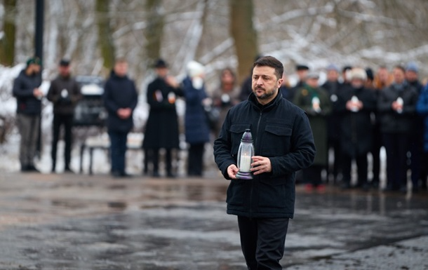 Zelenskyy Honors the Memory of Holocaust Victims