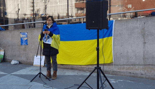 Stockholm Community Holds Rally in Support of Ukraine