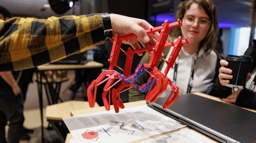 Ukrainian Students Create FPV Drone Attachments During Brave1 Challenge