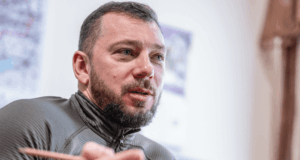 Ukrainian law enforcement officers amid tensions between SBU and anti-corruption agencies over disrupted investigations