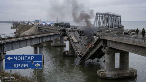 Chonhar Bridge Strike Disrupts Crimea Supply Route