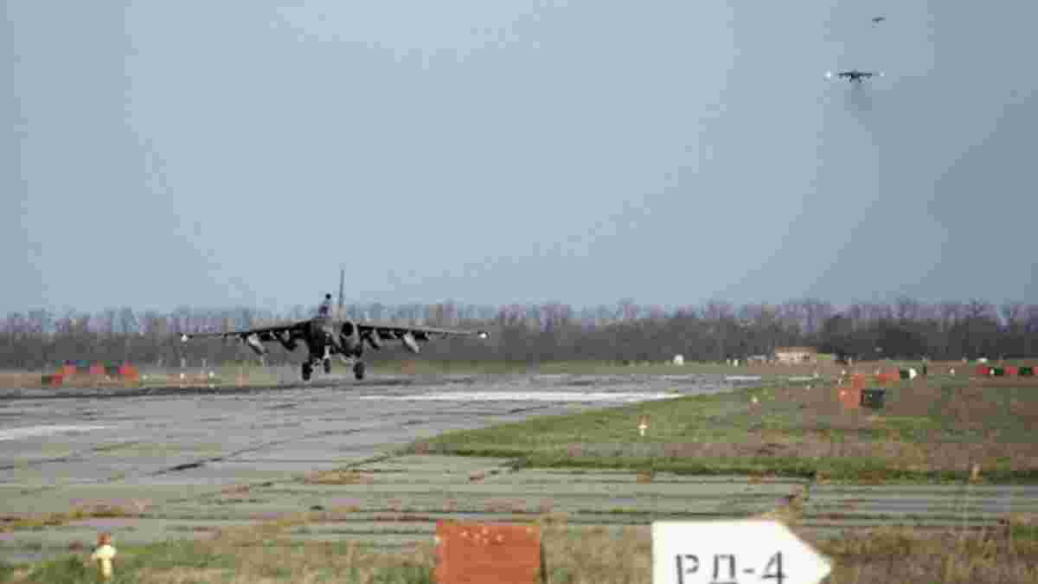 HUR Strikes Russian Drone Launch Sites at Two Airfields