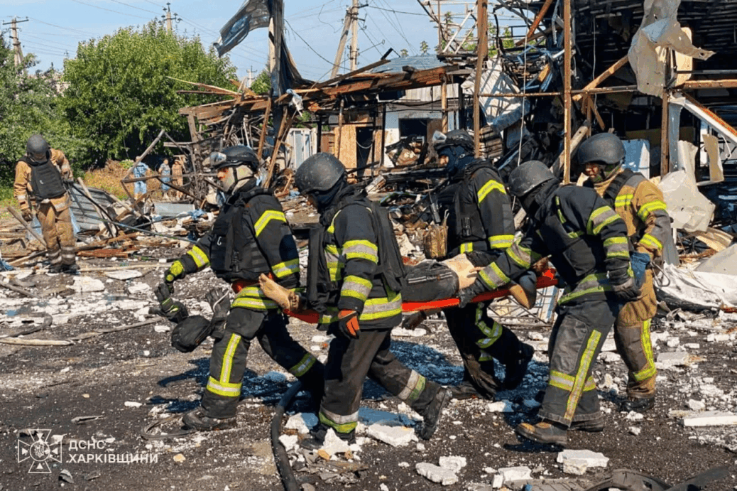 Russia Kills 10 in Missile Strike on Pechenihy, Kharkiv Region